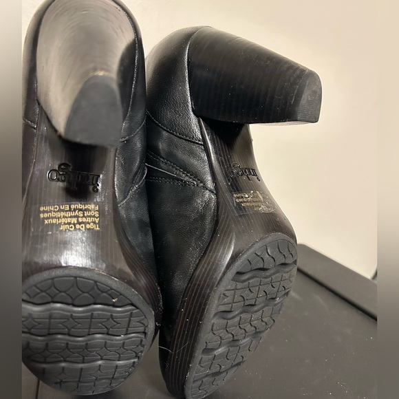 Clarks- Black 7 Medium Ladies Indigo Leather Slip on Bootie / Pump / Heels - Picture 5 of 6